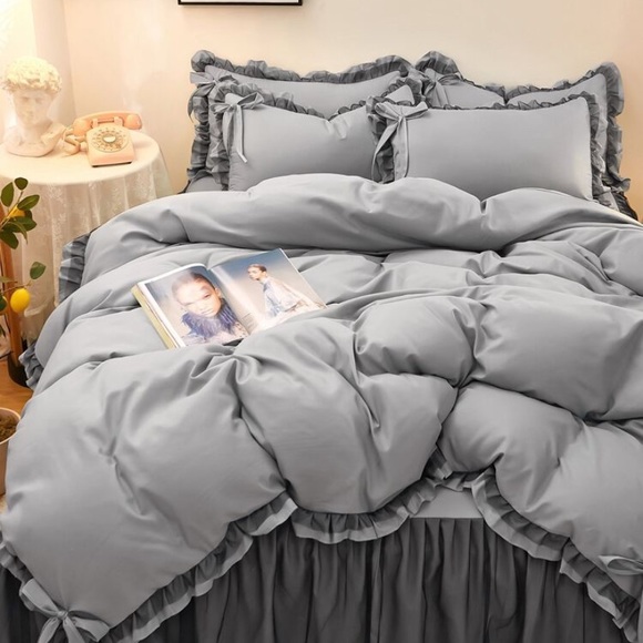 Bedding queen size